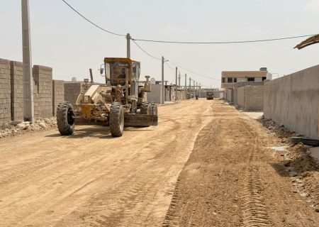 نهضت آسفالت در شهر رمکان ادامه دارد